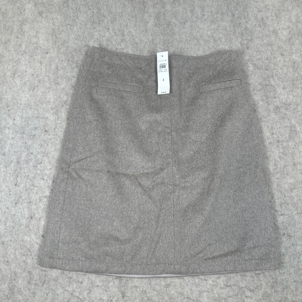 New NWT Ann Taylor Wool Blend Knee Length Wrap Herringbone Skirt Size 4 Tan